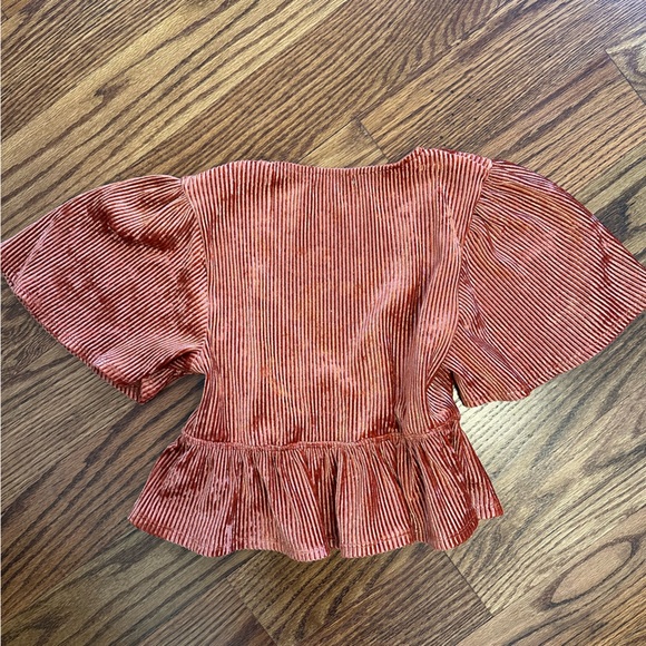 Urban Outfitters Velvet Ribbed Peplum Deep V Neck Cropped Shirt - Picture 2 of 5